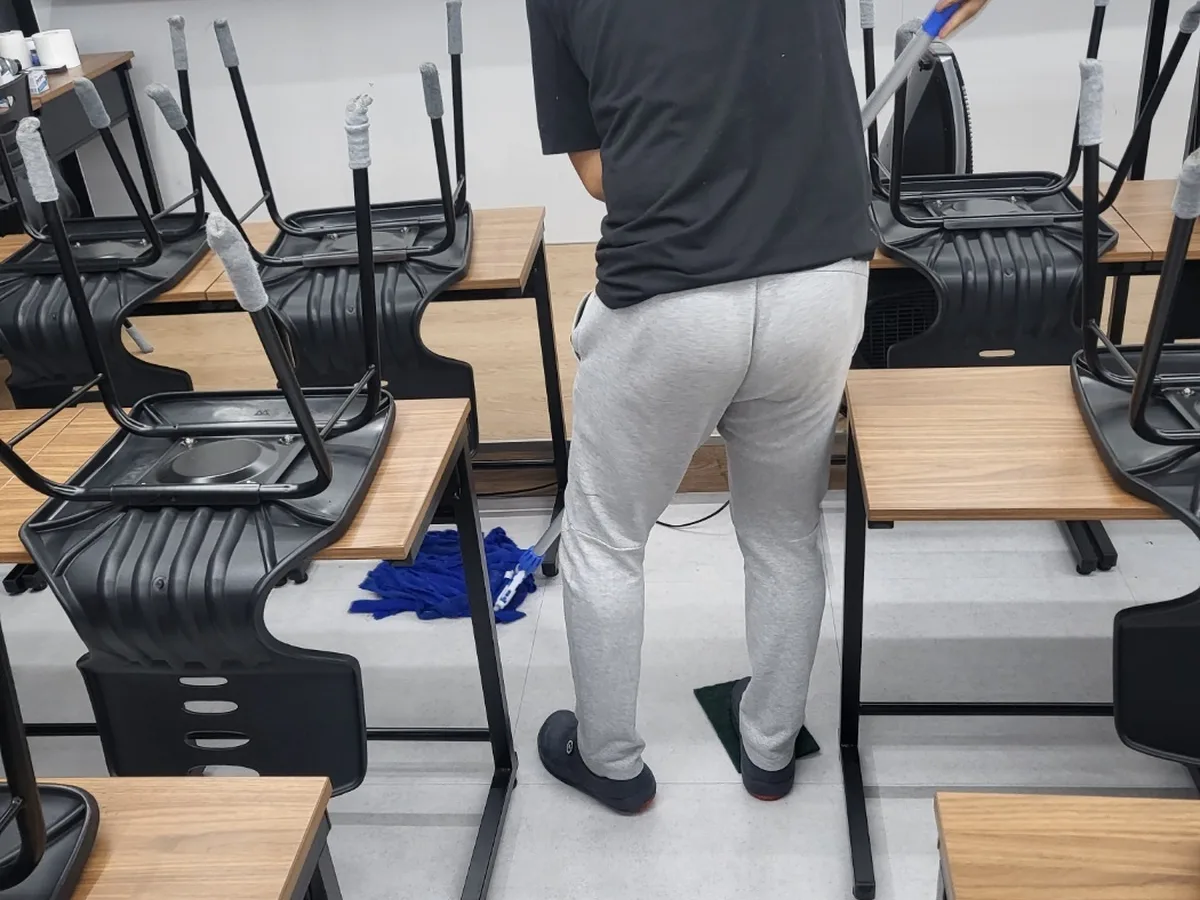 충주시 수안보면 사업장 로비·응접실 바닥 위생청소 사례 - 행진크린
