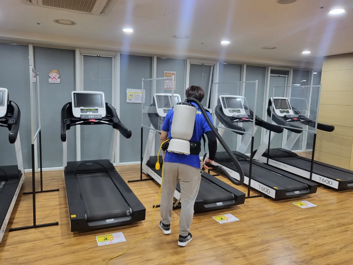 청주시 서원구 장성동 헬스장 탕비실 직원 휴게공간 위생청소 사례 - 행진크린